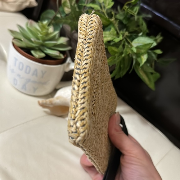 Woven Detail Makeup Pouch-EUC - Picture 6 of 10